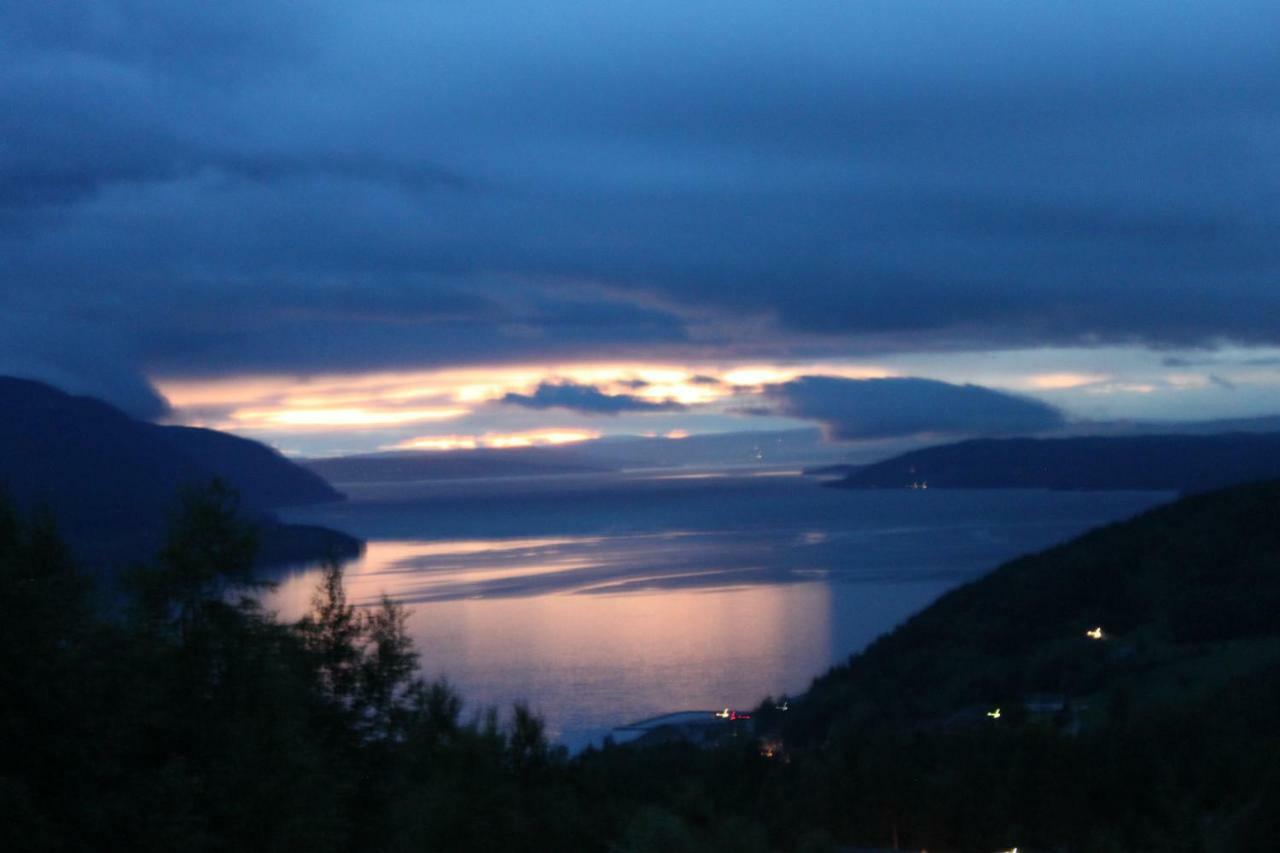 Luxury Mountain Villa Strandlykkja Luaran gambar