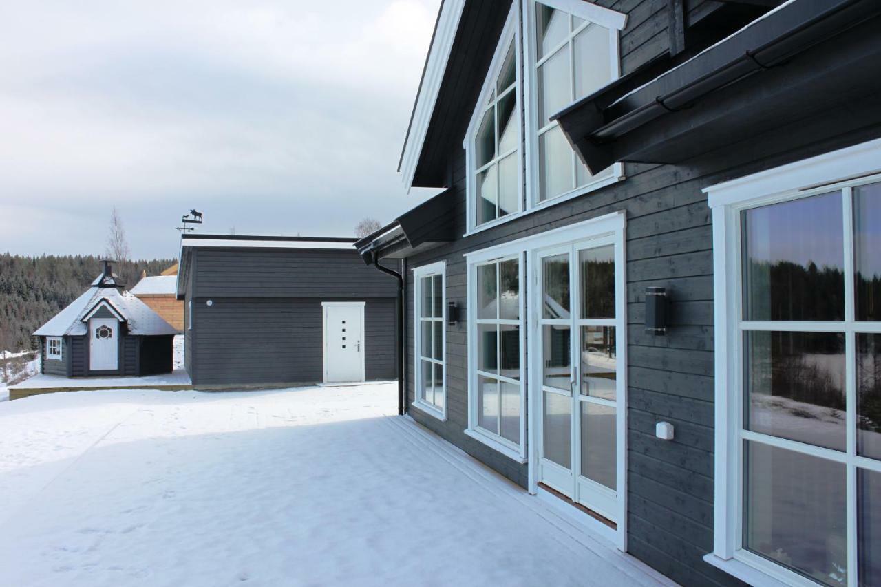 Luxury Mountain Villa Strandlykkja Luaran gambar